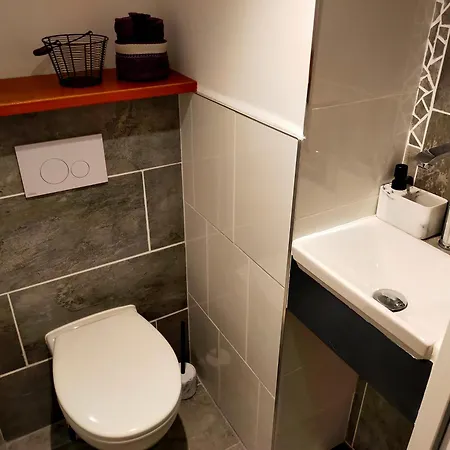 Au Bord Du Vioreau 44 *