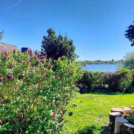 Au Bord Du Vioreau 44 *