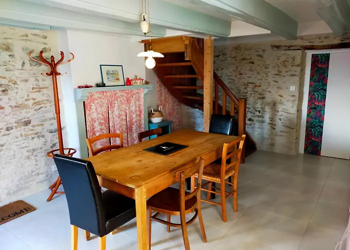 Au Bord Du Vioreau 44 بيت للعطل