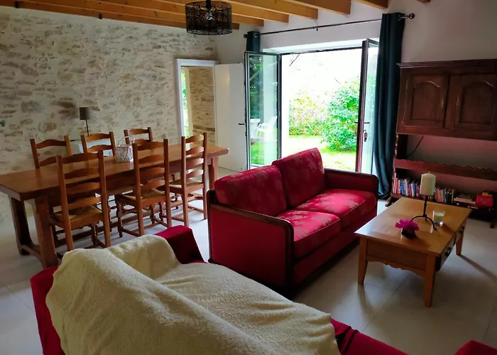 Au Bord Du Vioreau 44 بيت للعطل